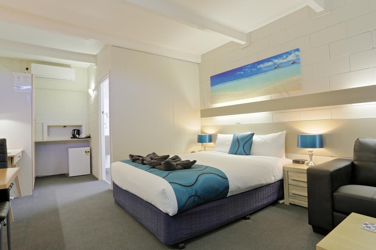 Castle Creek Motor Inn 유로아 외부 사진