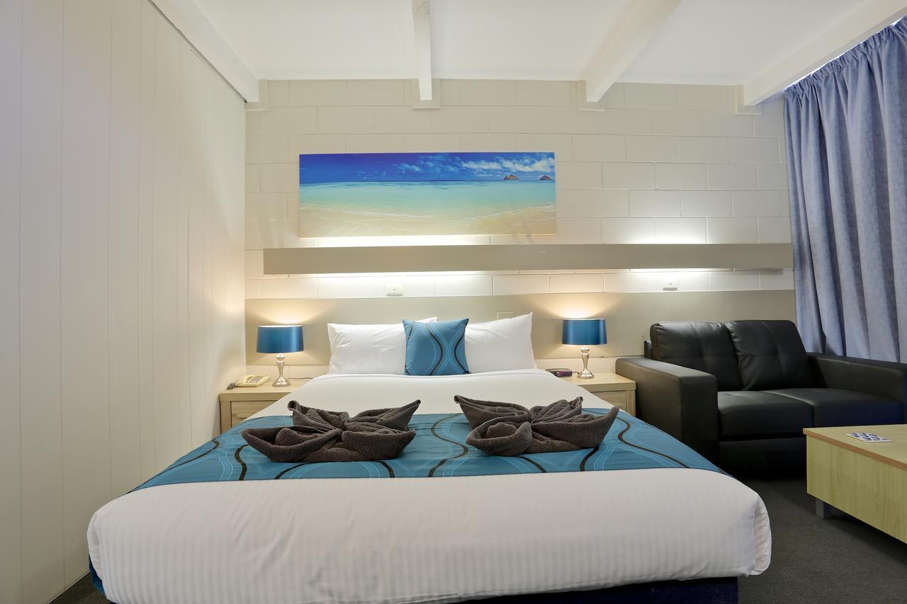 Castle Creek Motor Inn 유로아 외부 사진