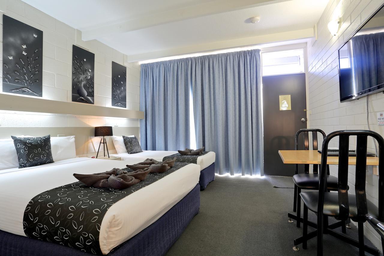 Castle Creek Motor Inn 유로아 외부 사진