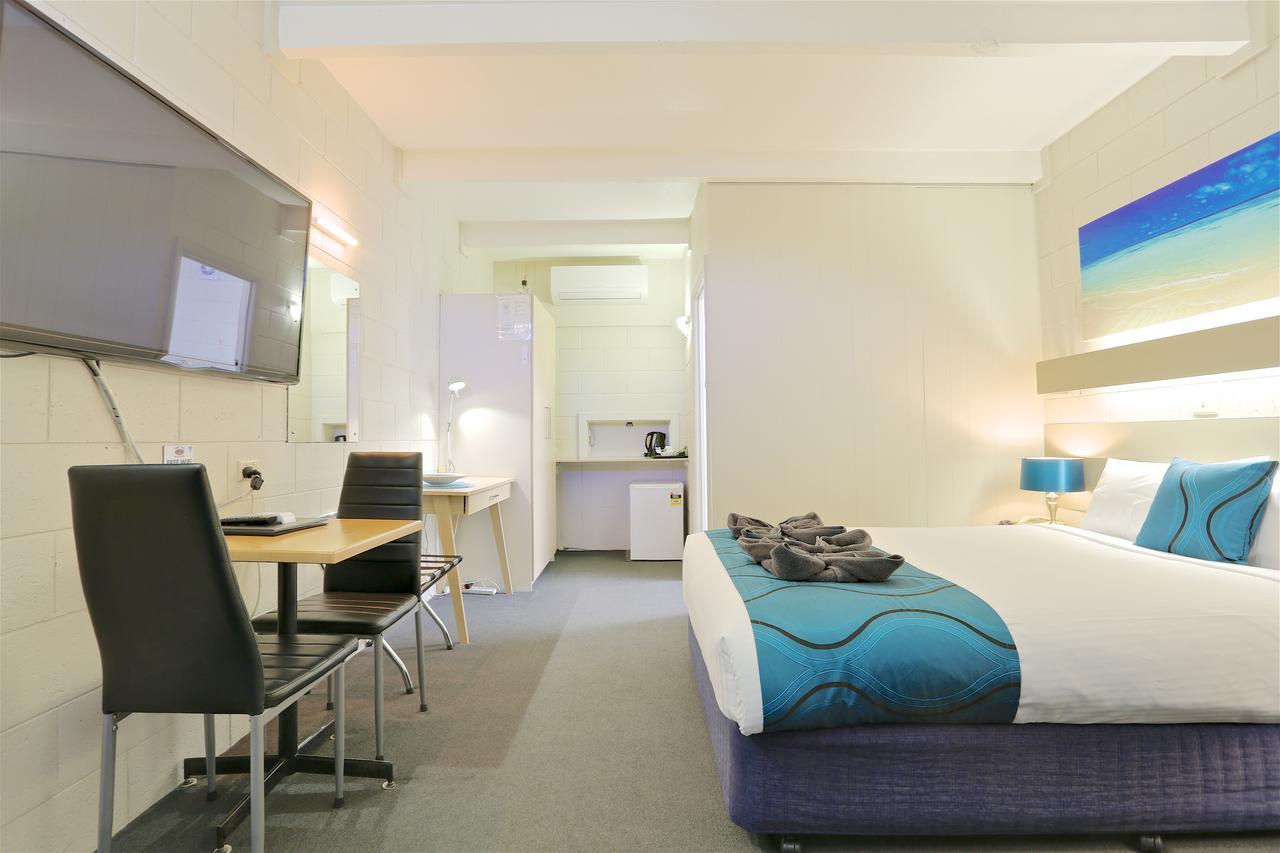 Castle Creek Motor Inn 유로아 외부 사진